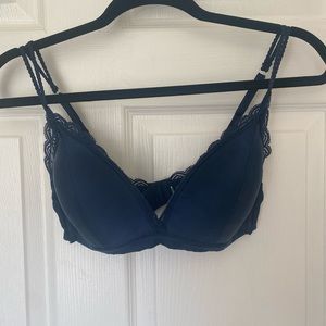 Intimissimi Blue satin bra (36C)